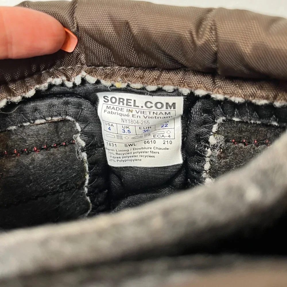 Sorel Flurry Brown Winter Snow Waterproof Insulated Boots Youth Size 4